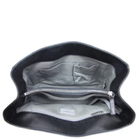 Chanel Antik Boy Large interior