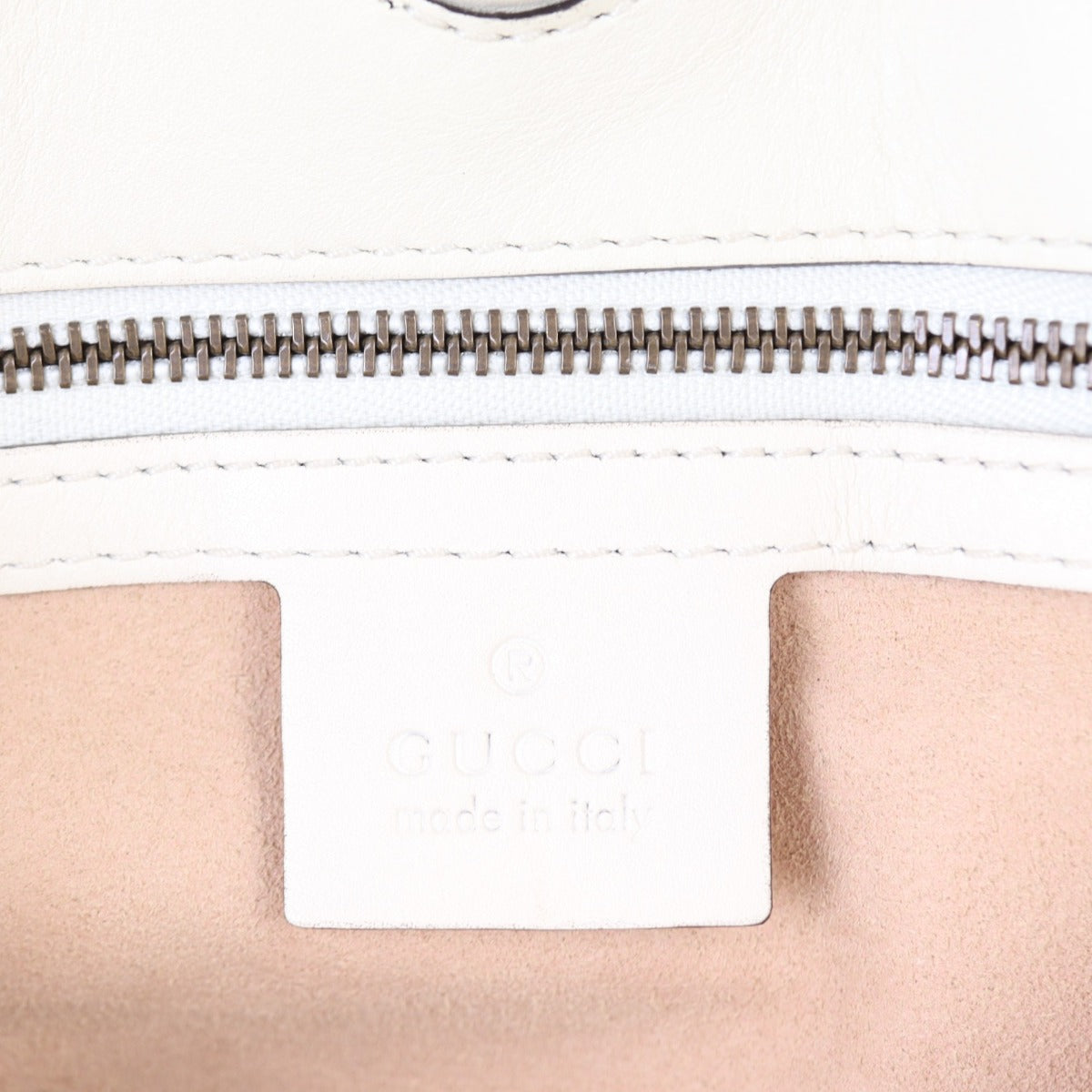 Gucci GG Marmont Matelasse Open Top Tote Medium