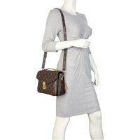 Louis Vuitton Pochette Metis Monogram