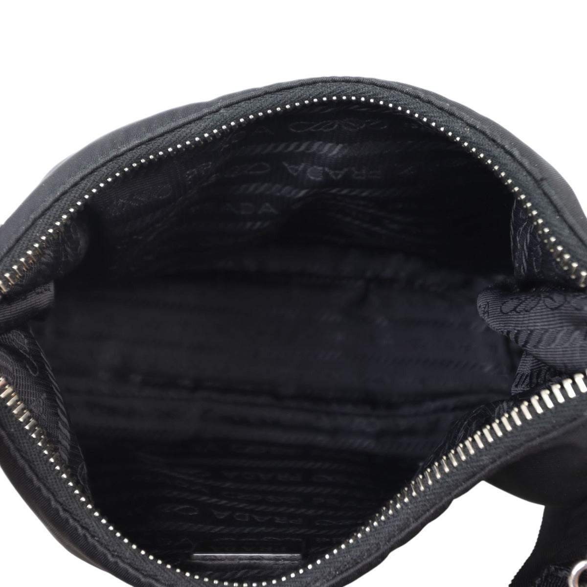 Prada Re-Edition 2005 Tessuto Shoulder Bag