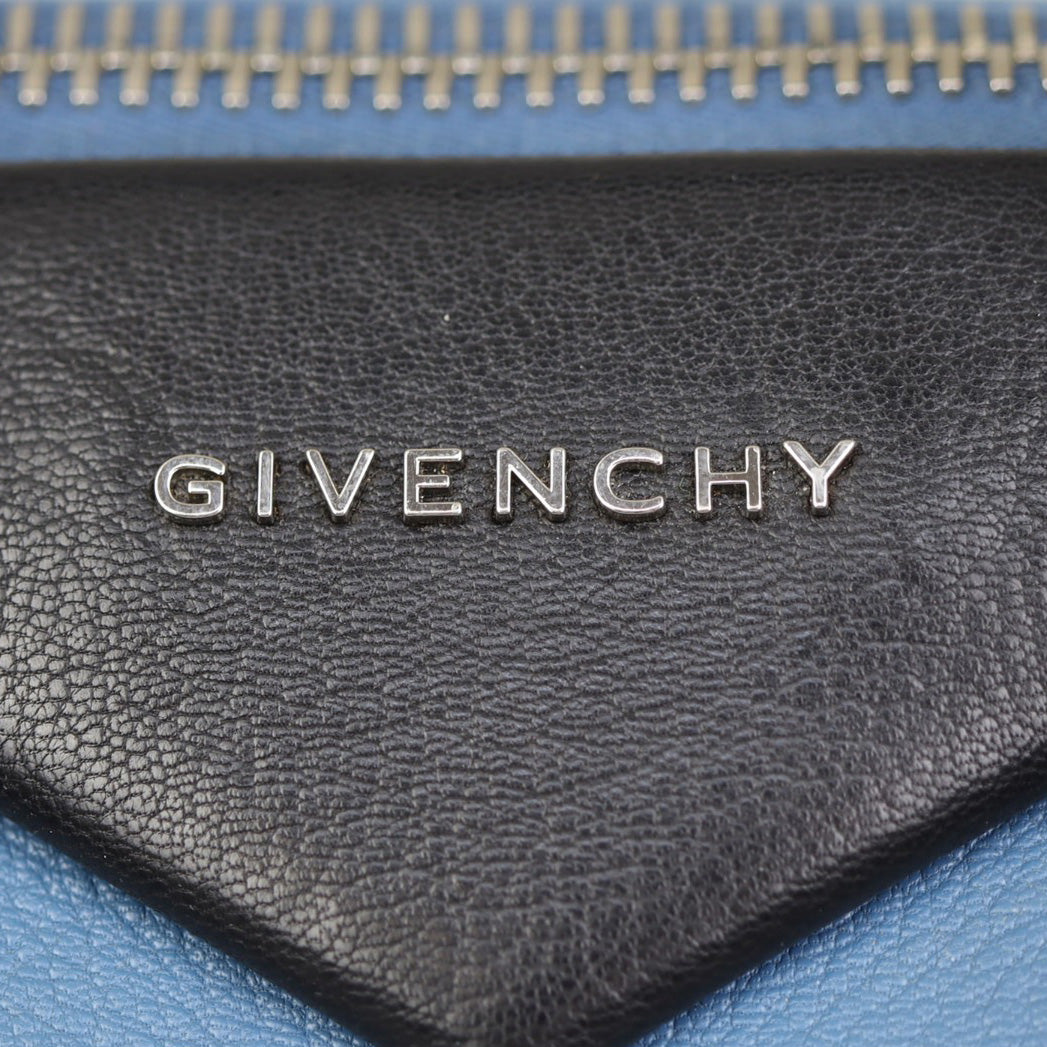 Givenchy Antigona Medium Hardware