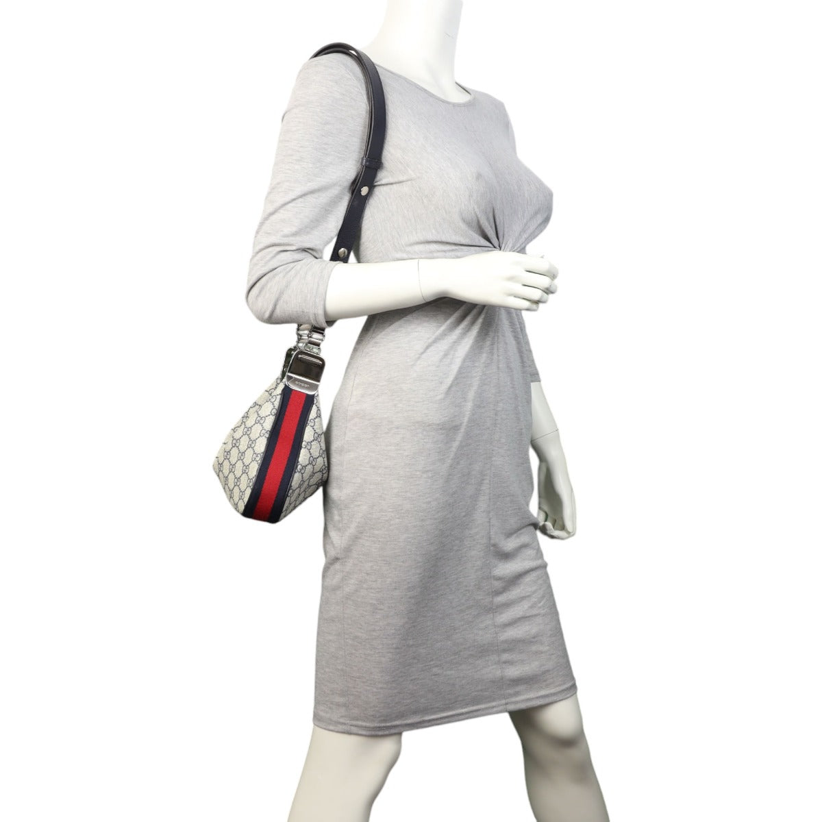 Gucci GG Supreme Attache Shoulder Bag Small