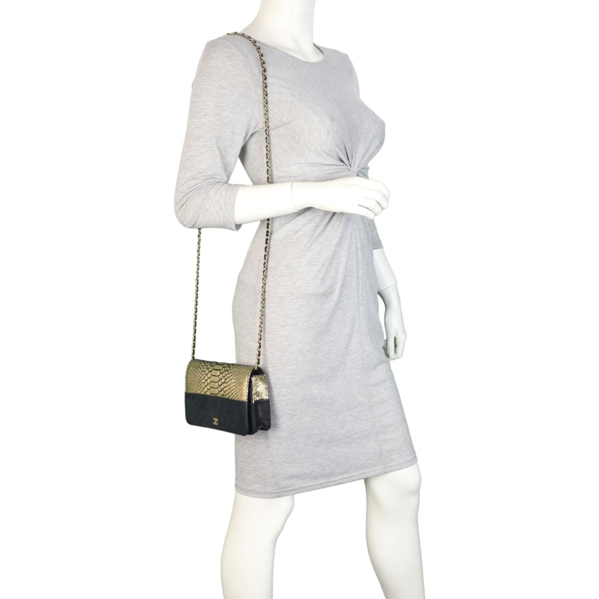 Chanel Wallet on Chain Python