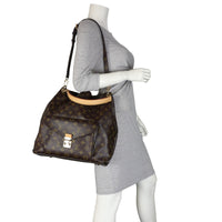 Louis Vuitton Metis Hobo Monogram
