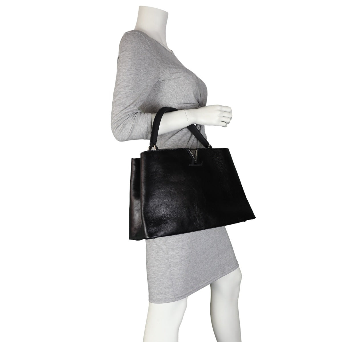 Louis Vuitton Capucines MM