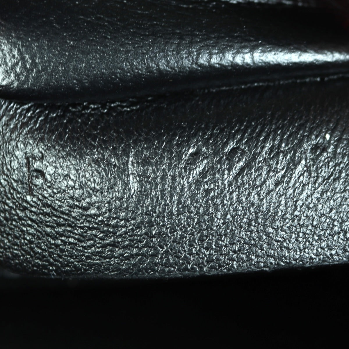 Celine Triomphe Crossbody Medium Date Code