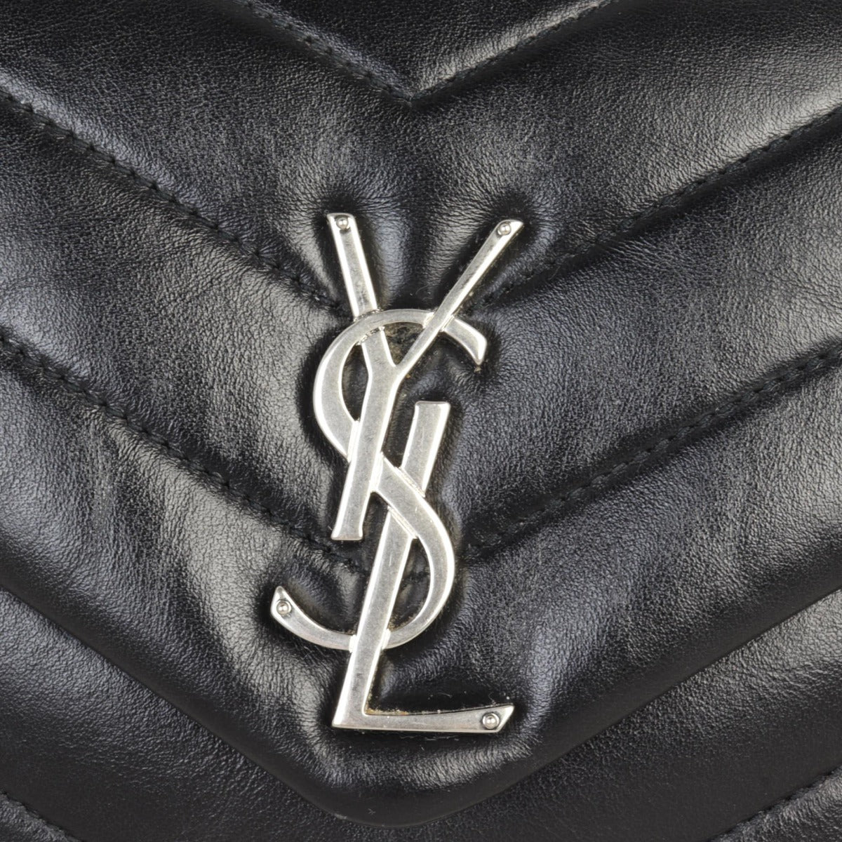 Saint Laurent Loulou Small