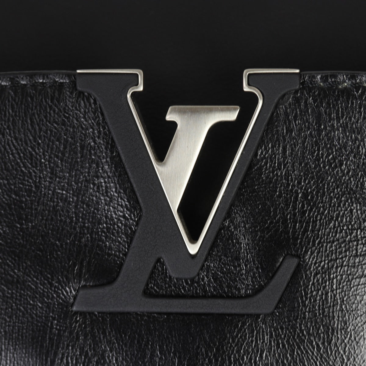 Louis Vuitton Capucines MM