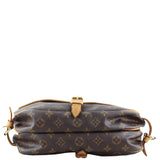 Louis Vuitton Saumur 30 Monogram Base