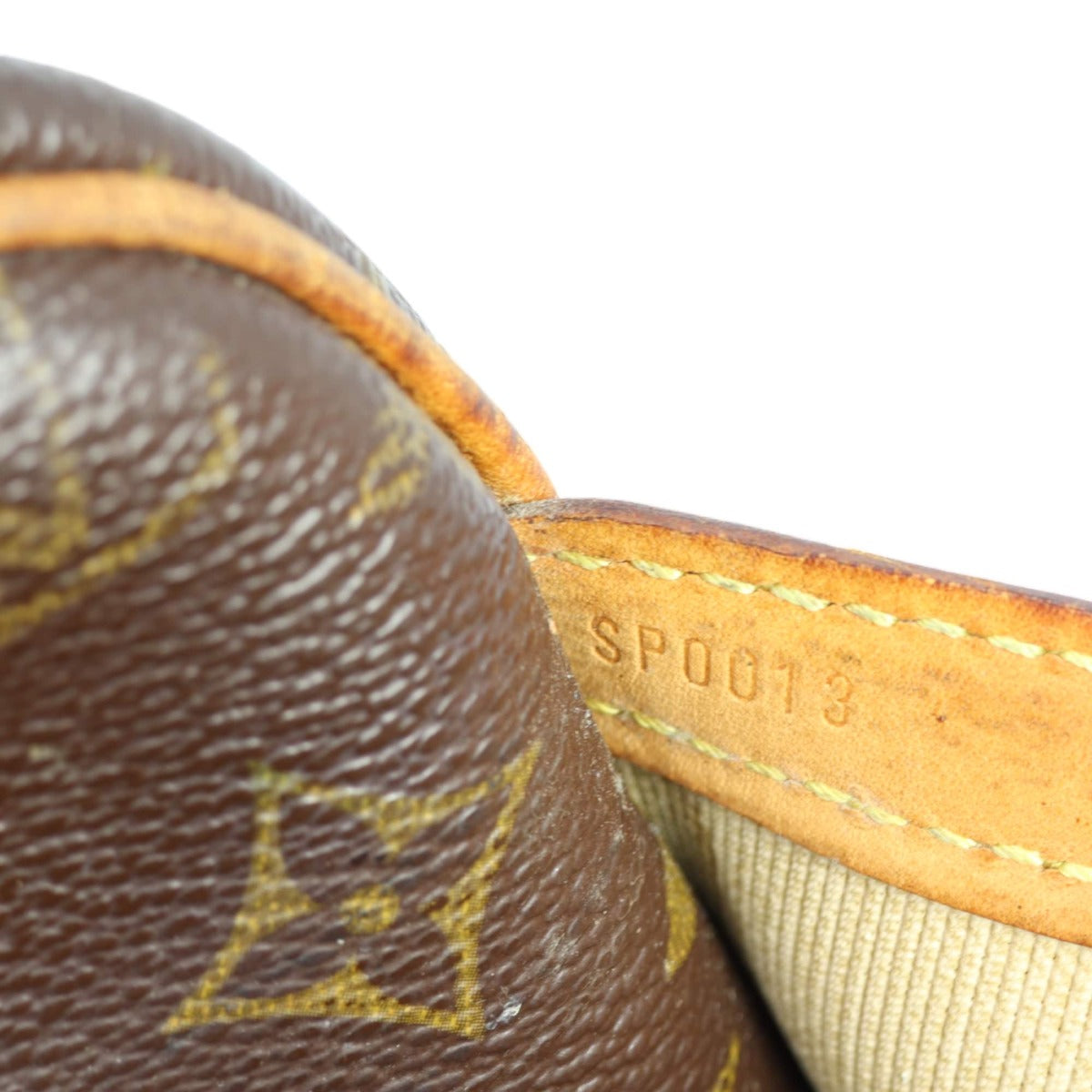 Louis Vuitton Reporter Monogram PM