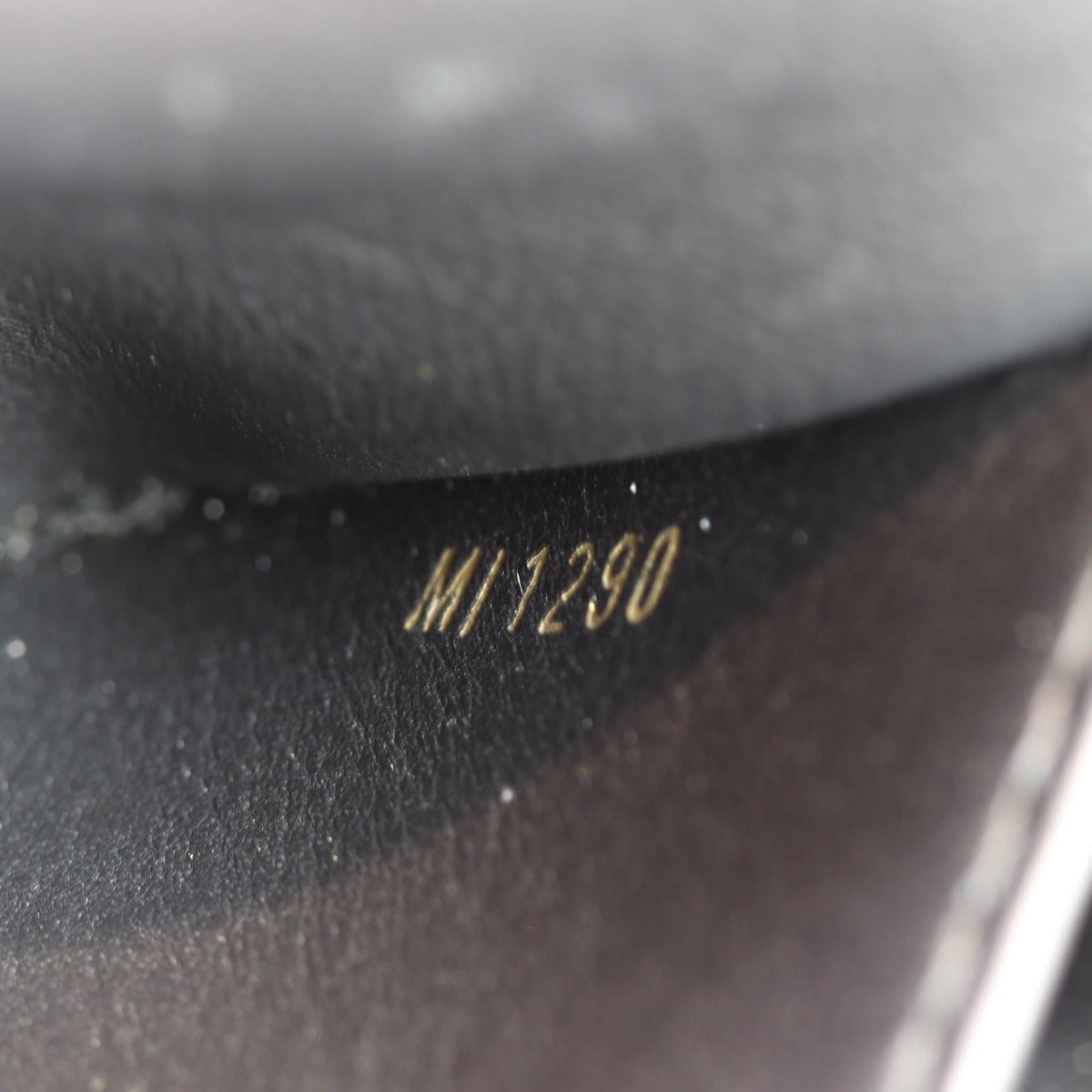 Louis Vuitton Capucines Mini Date Code