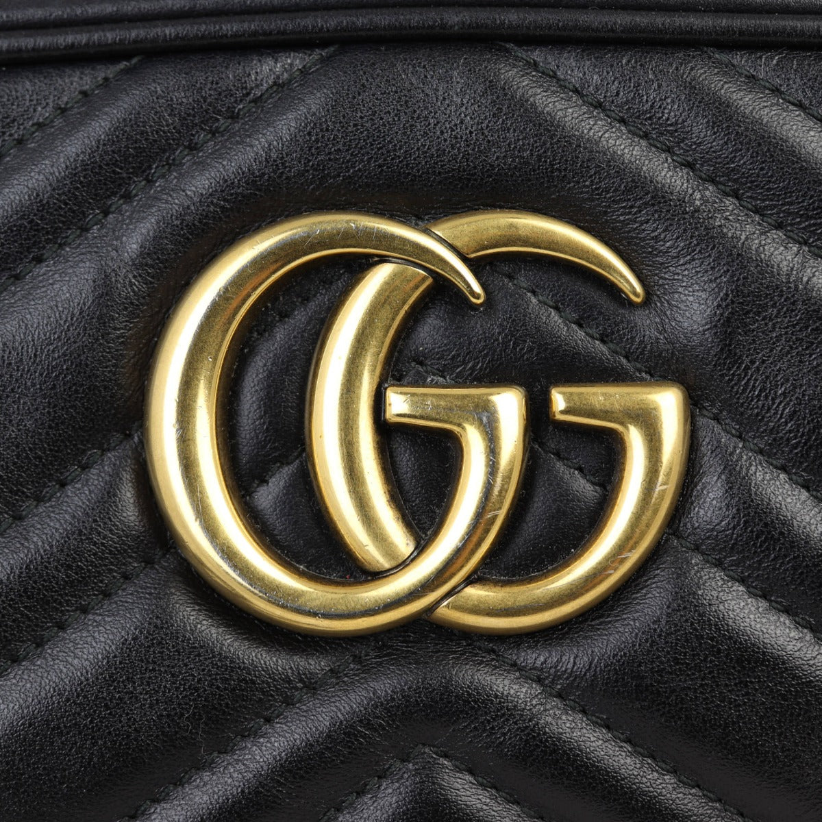 Gucci GG Marmont Small Camera Bag