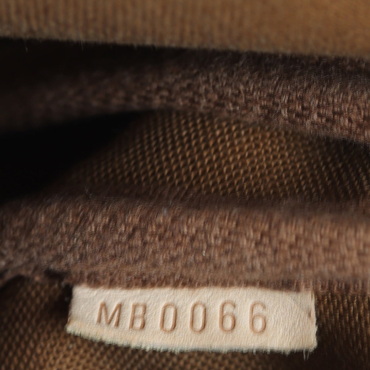 Louis Vuitton Saumur 30 Monogram Date Code