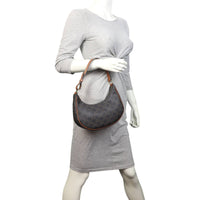 Celine Ava Triomphe Hobo