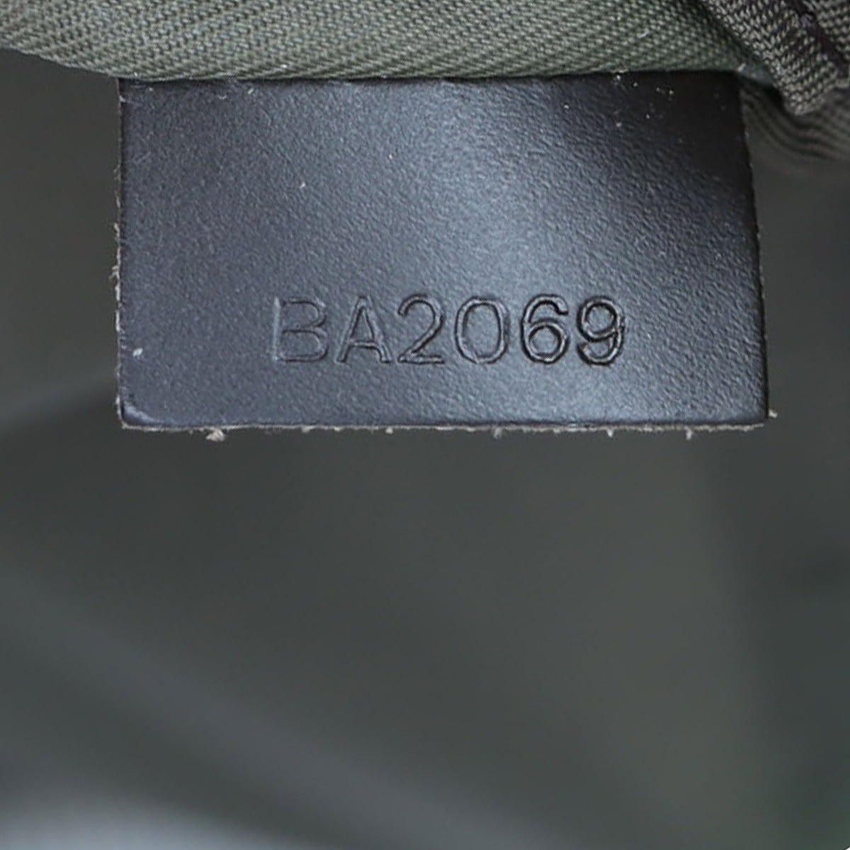 Louis Vuitton Eole 50 Rolling Luggage Bag Damier Geant Date Code