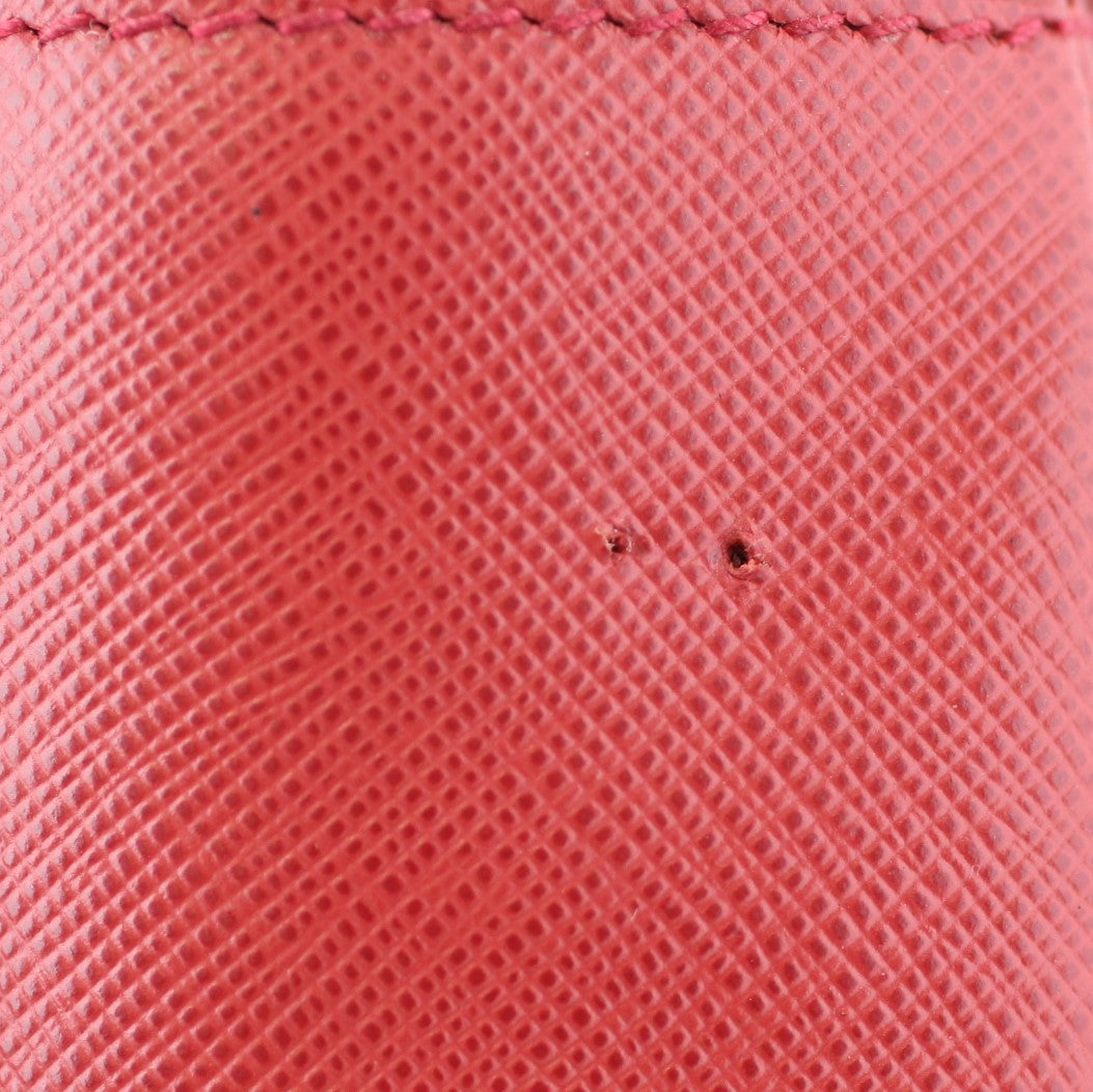 Prada Saffiano Lux Tote Medium wear