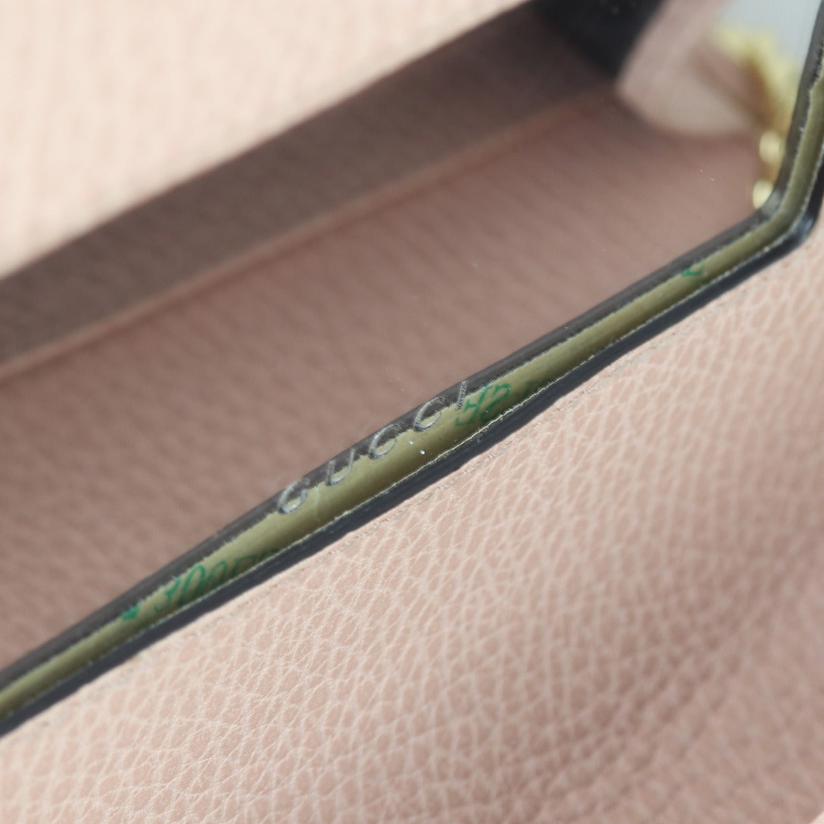 Gucci GG Marmont Chain Wallet