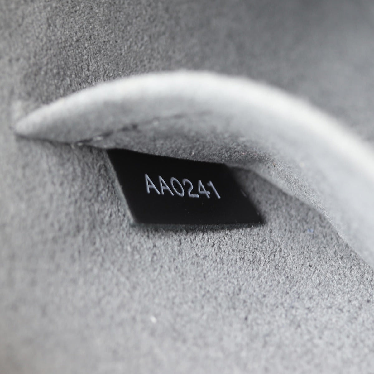 Louis Vuitton Alma BB Epi Date Code