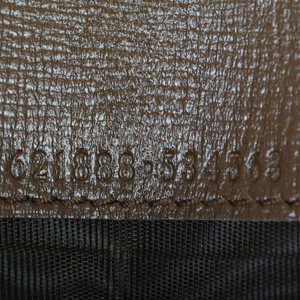 Gucci GG Supreme Horsebit 1955 Chain Wallet Date Code