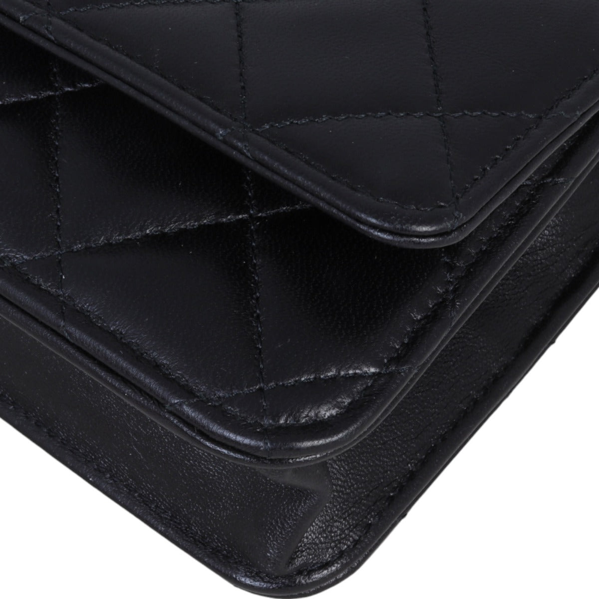 Chanel Classic Wallet on Chain | GHW