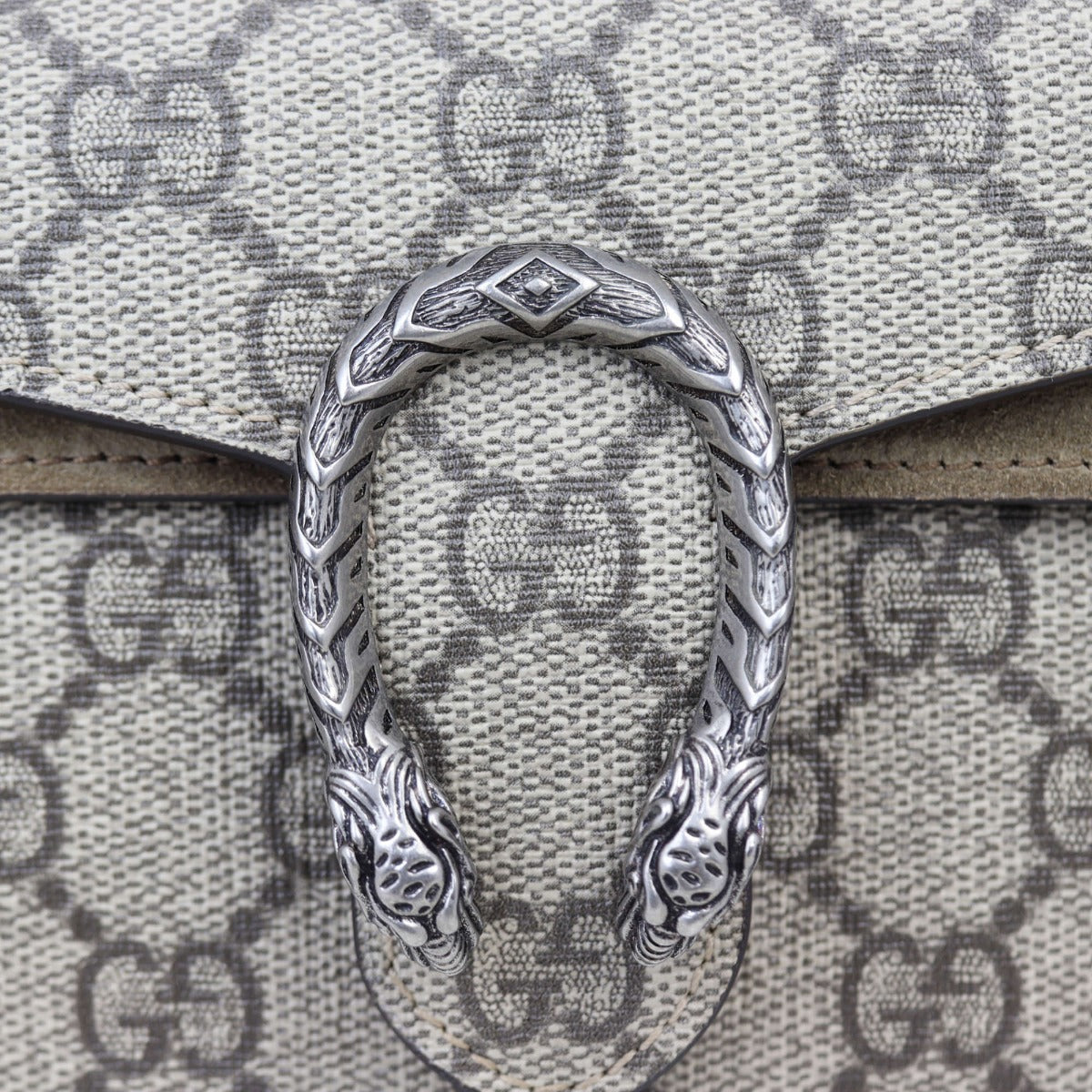 Gucci Dionysus GG Supreme Super Mini Bag