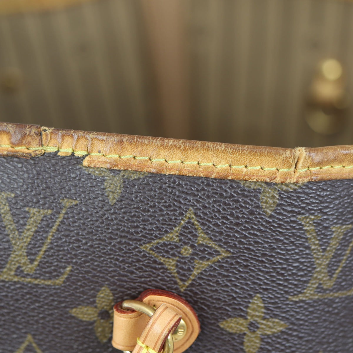 Louis Vuitton Neverfull MM Monogram Top Edge
