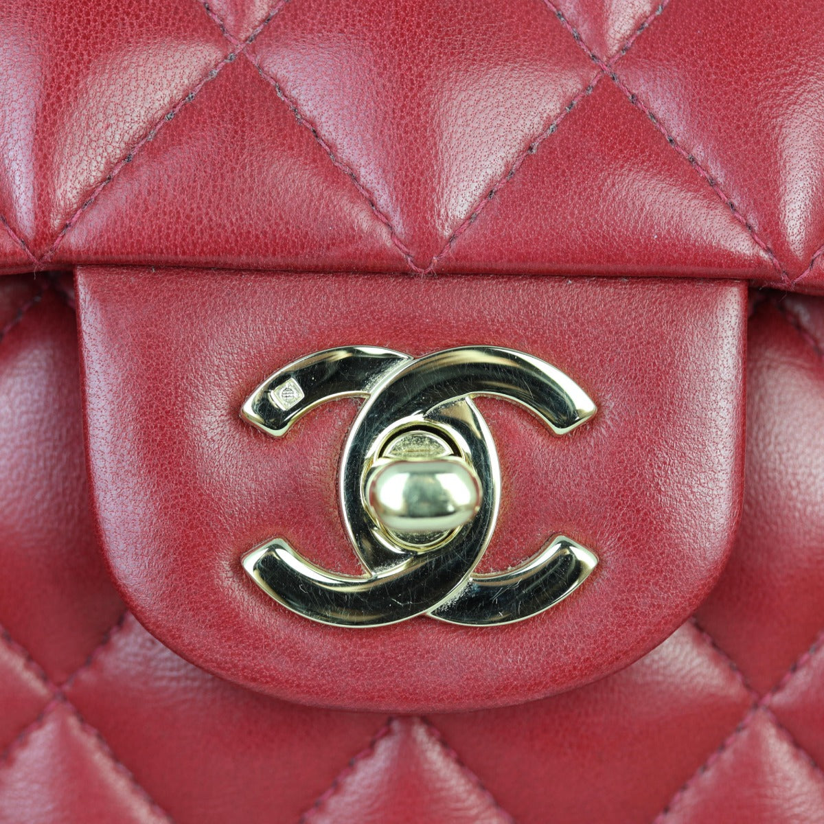 Chanel Classic Double Flap Medium | Red