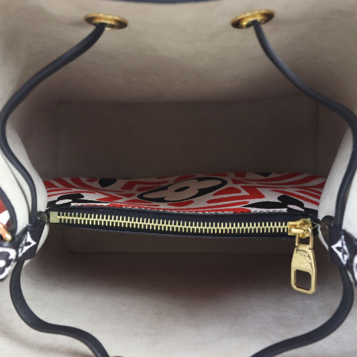 Louis Vuitton NeoNoe MM Monogram Giant Crafty