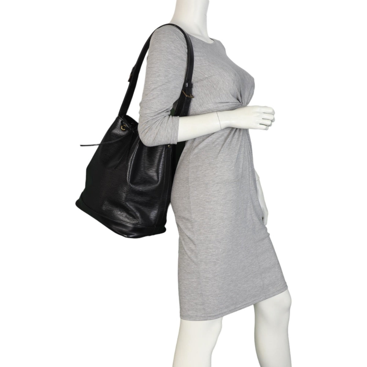 Louis Vuitton Noe Epi