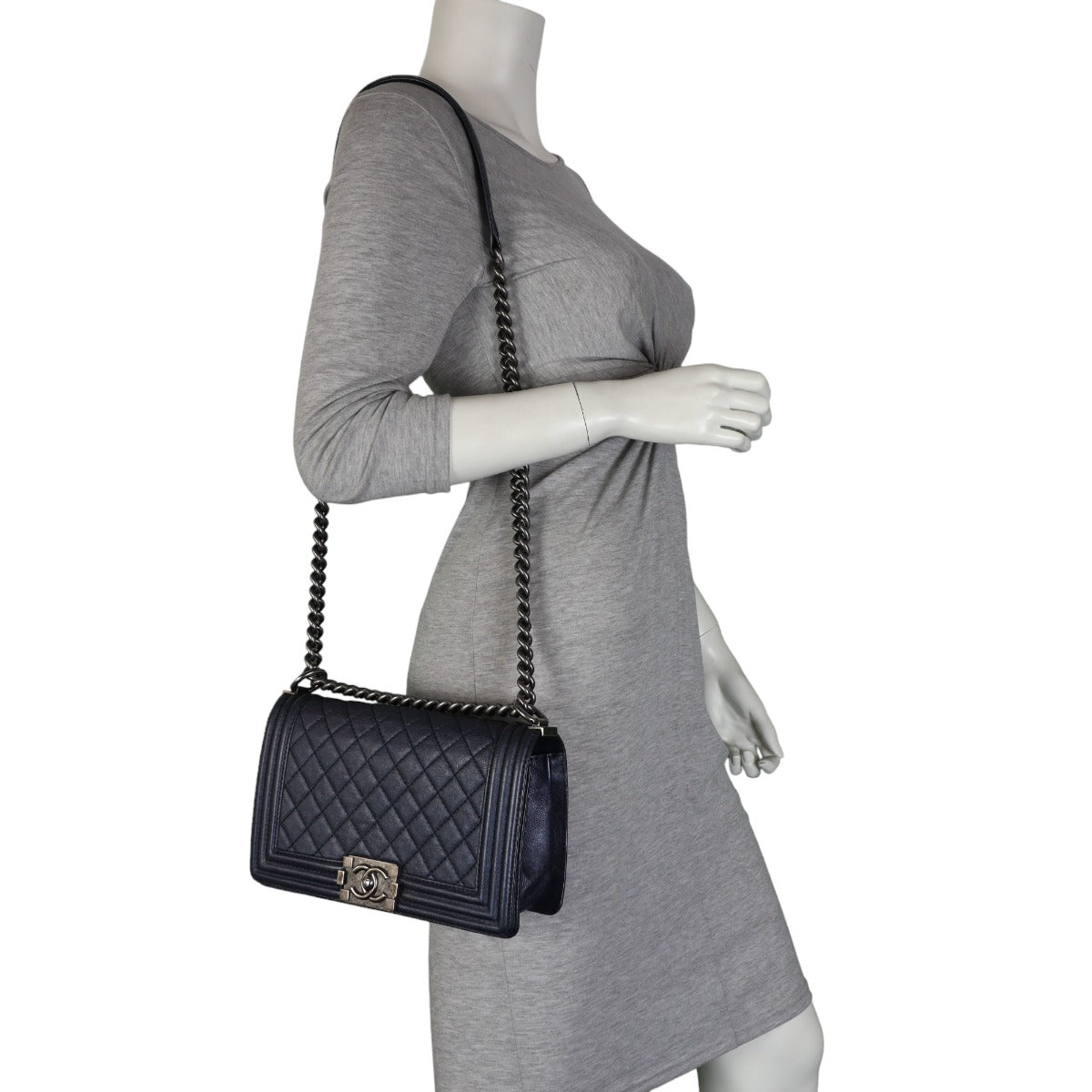 Chanel Boy Old Medium | 18 Series