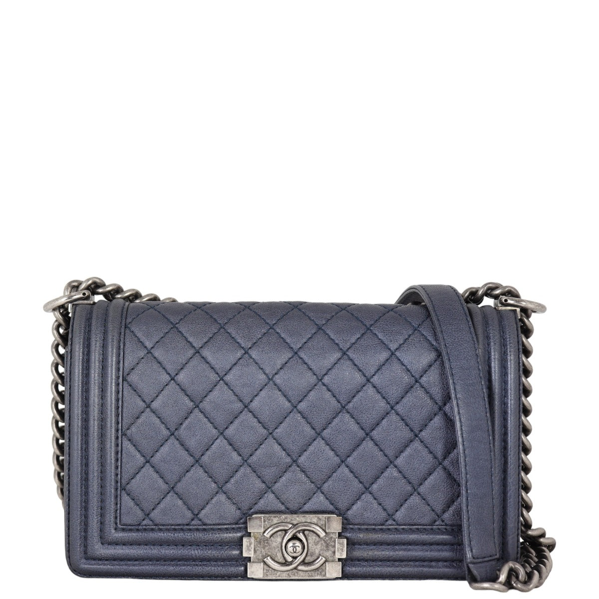 Chanel Boy Old Medium | 18 Series