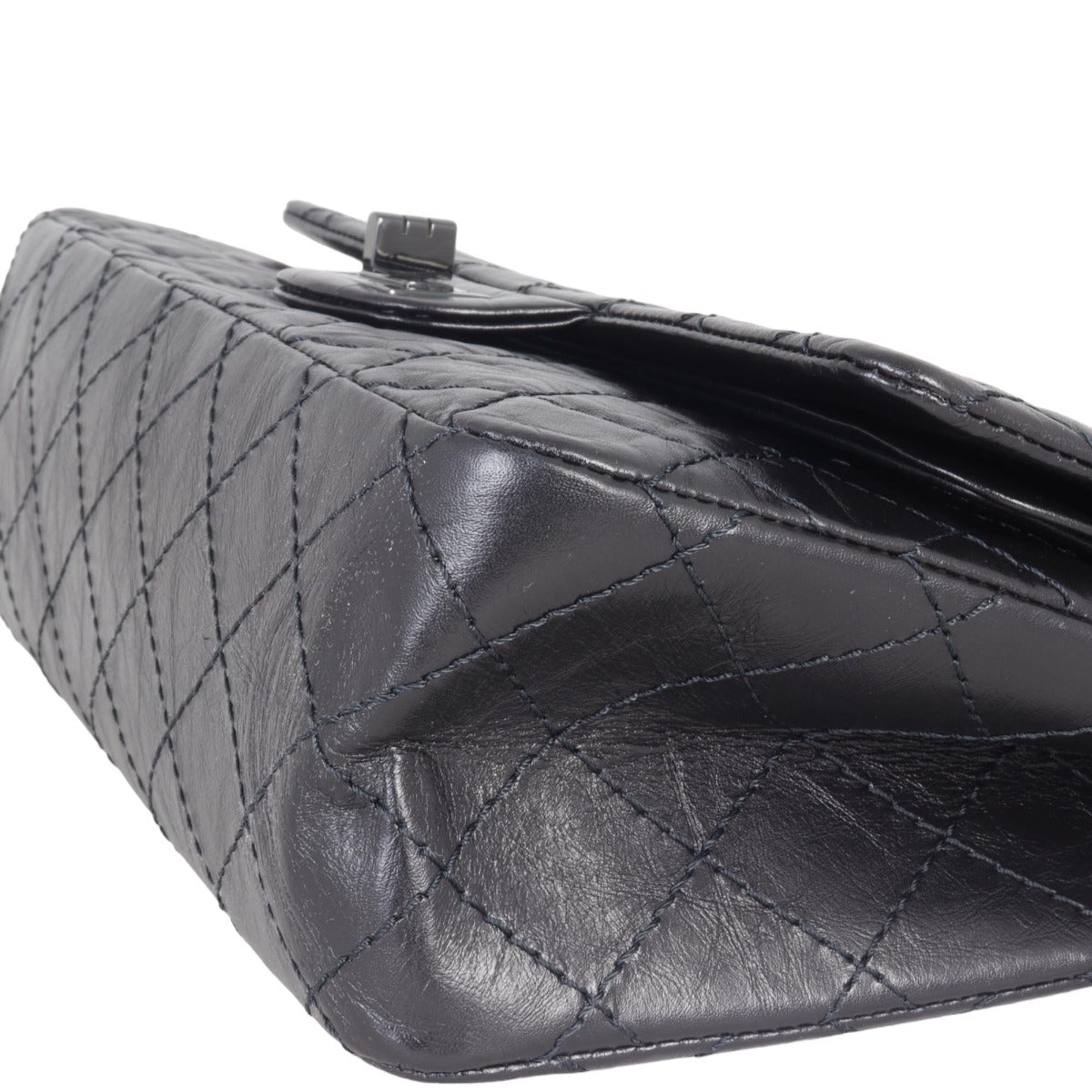 Chanel 2.55 Reissue 225 Double Flap Bag | 30 Series