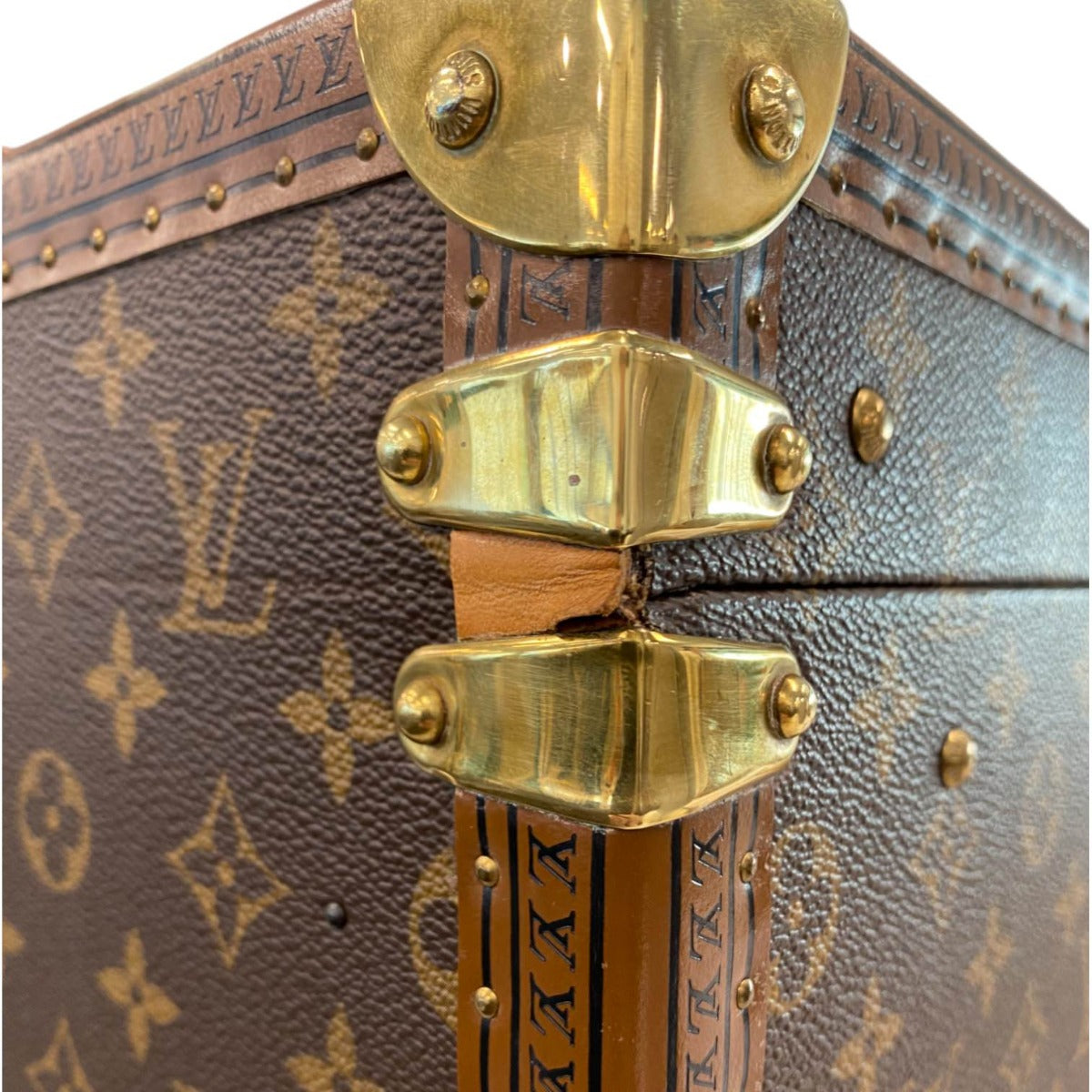 Louis Vuitton Boite Pharmacie Trunk Case Monogram
