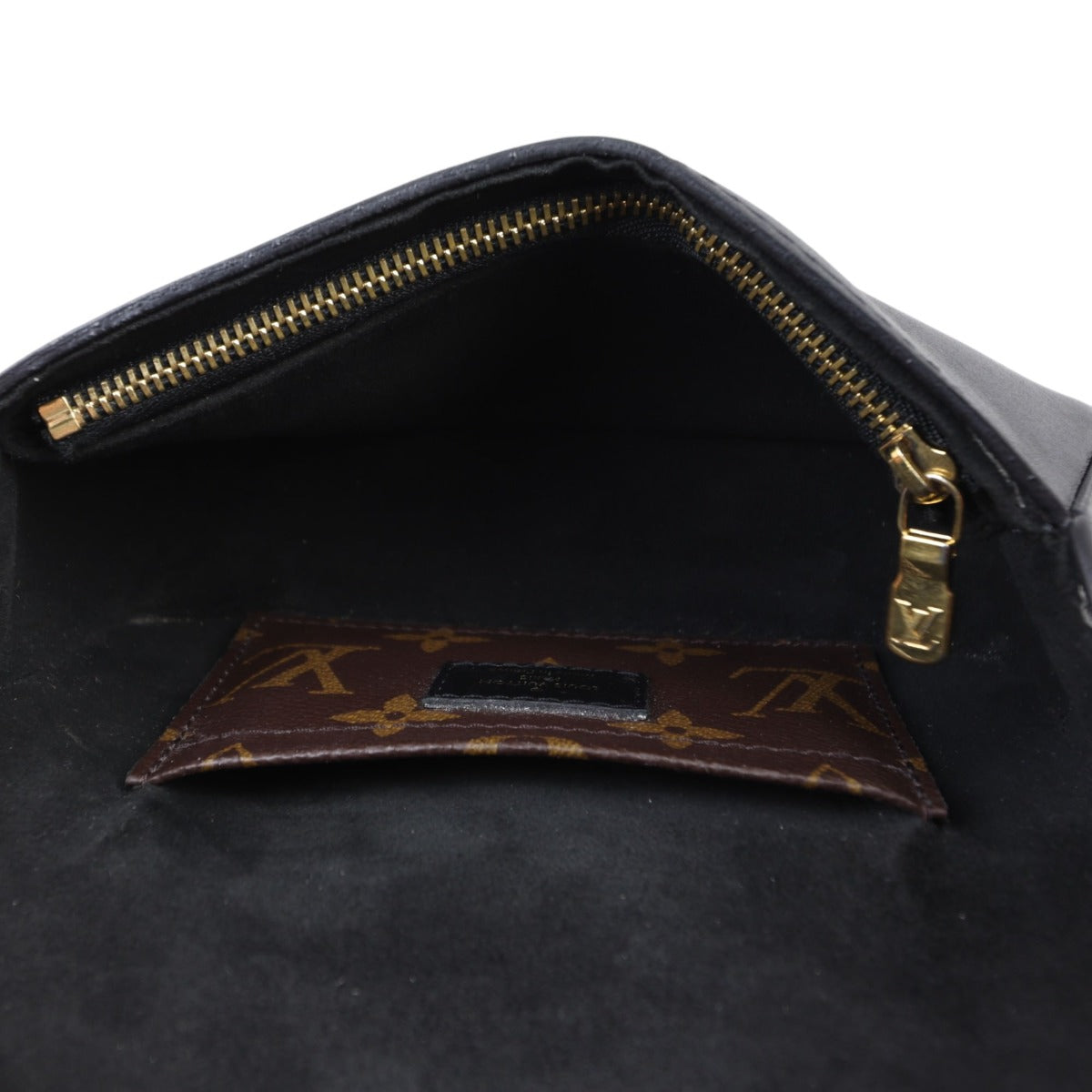 Louis Vuitton Officier Pouch Monogram Noir