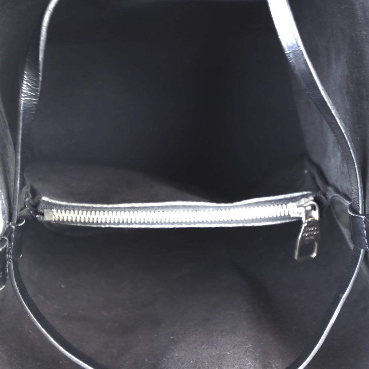 Louis Vuitton NeoNoe Epi