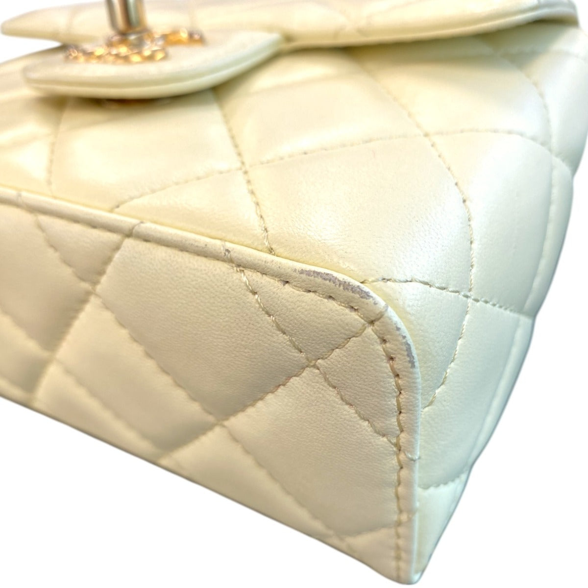 Chanel Crush Top Handle Mini