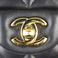 Chanel Classic Double Flap Medium | 19 Series
