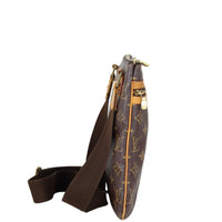 Louis Vuitton Pochette Bosphore Crossbody Monogram