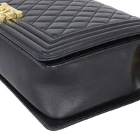 Chanel Boy New Medium | Black 23 Series