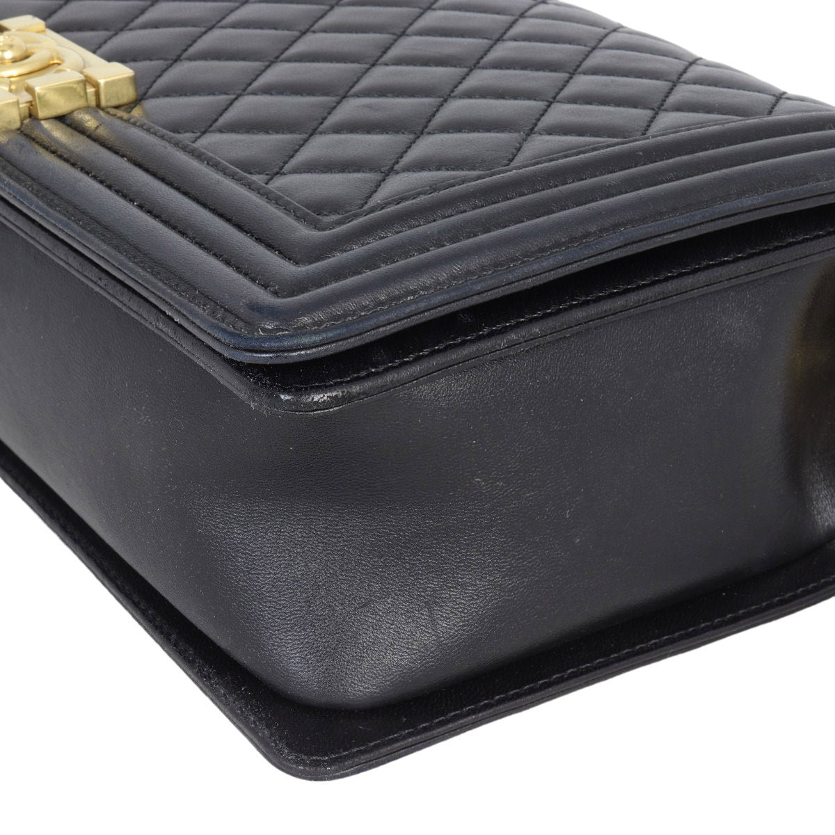 Chanel Boy New Medium | Black 23 Series