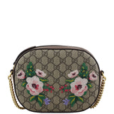 Gucci Embroidered Souvenir Supreme Bag Front