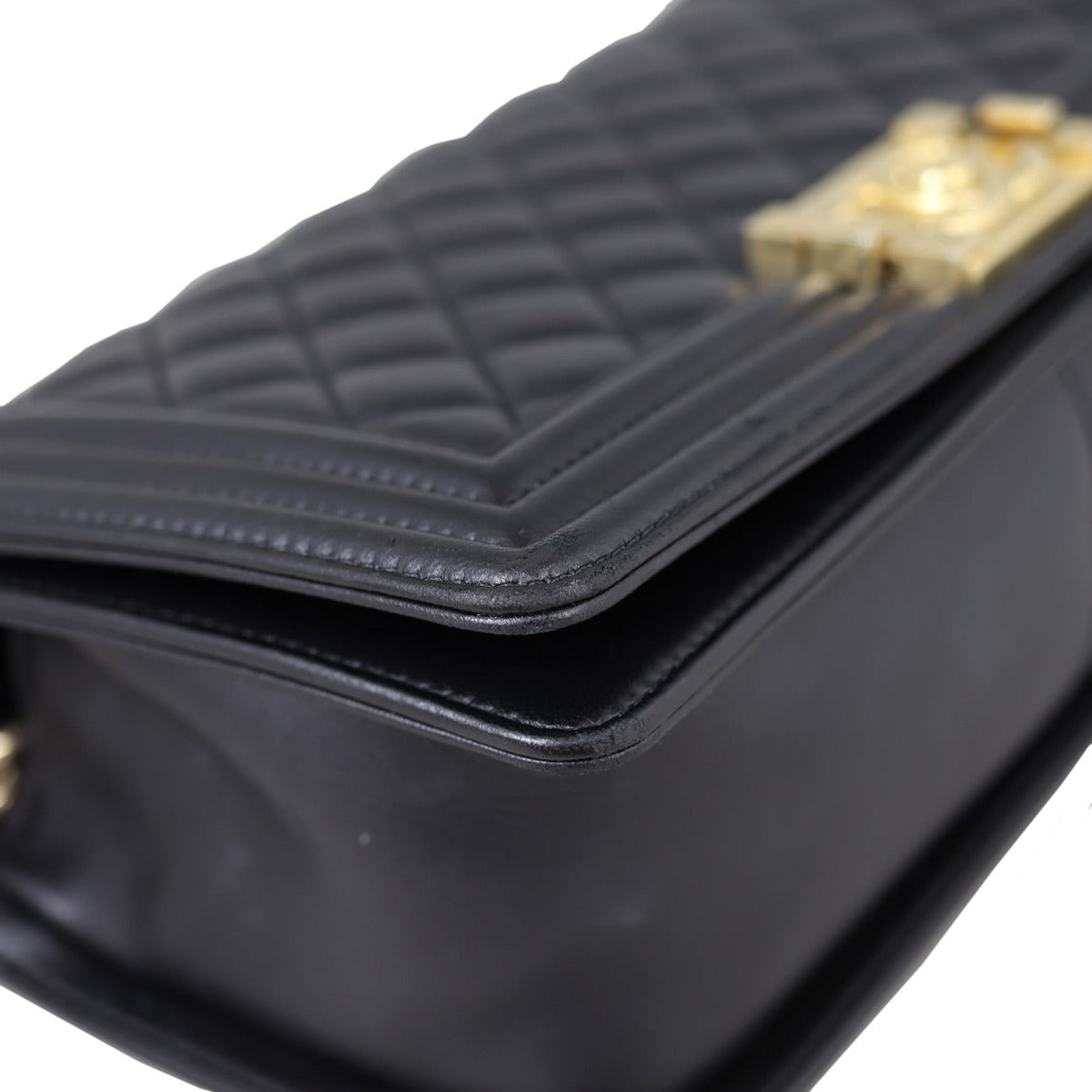 Chanel Boy Old Medium Corner