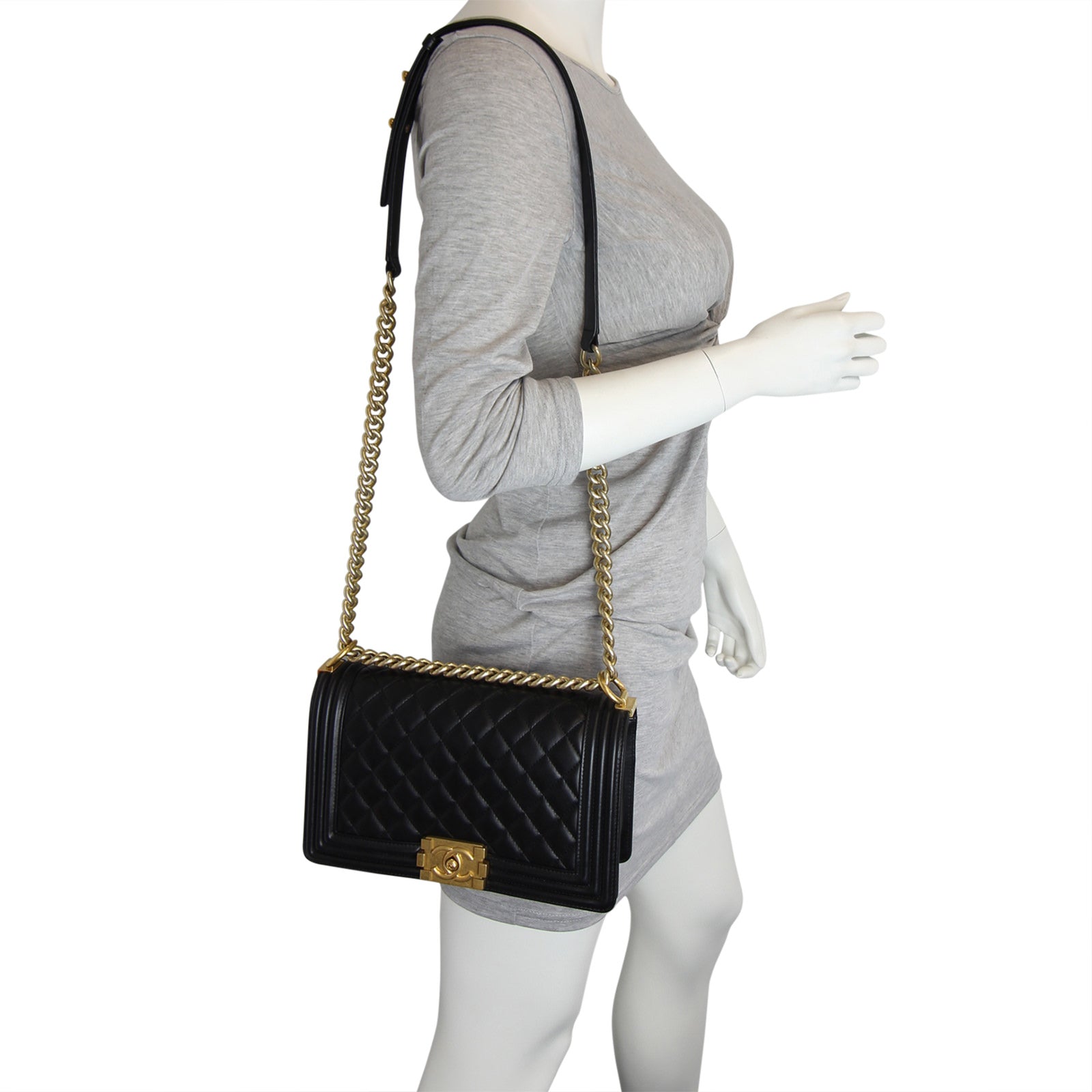 Chanel Boy Old Medium Mannequin