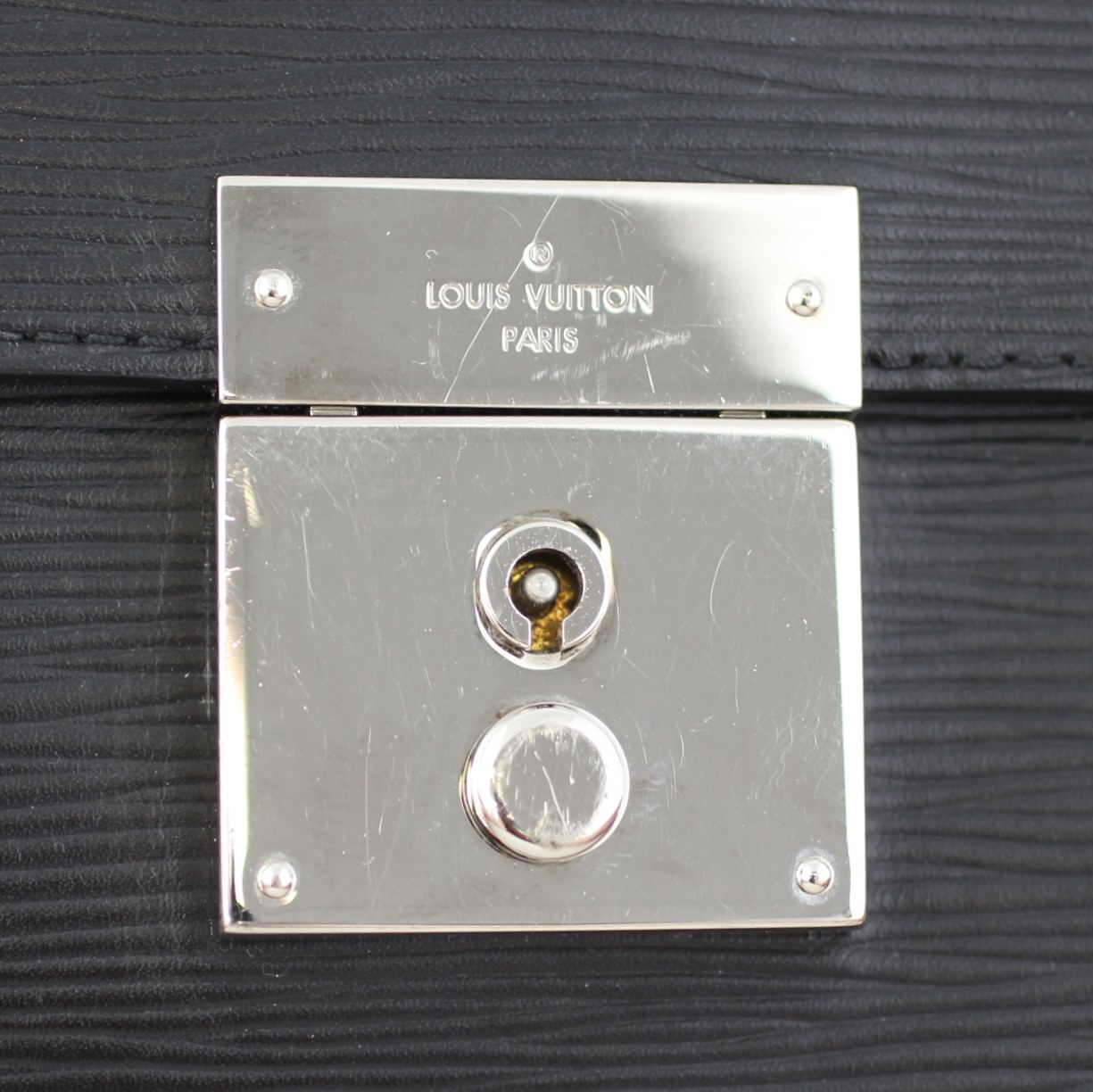 Louis Vuitton Neo Belaia Clutch Epi hardware