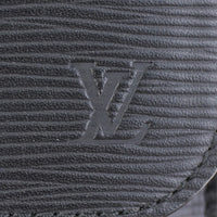 Louis Vuitton Neo Belaia Clutch Epi logo