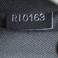 Louis Vuitton Neo Belaia Clutch Epi code