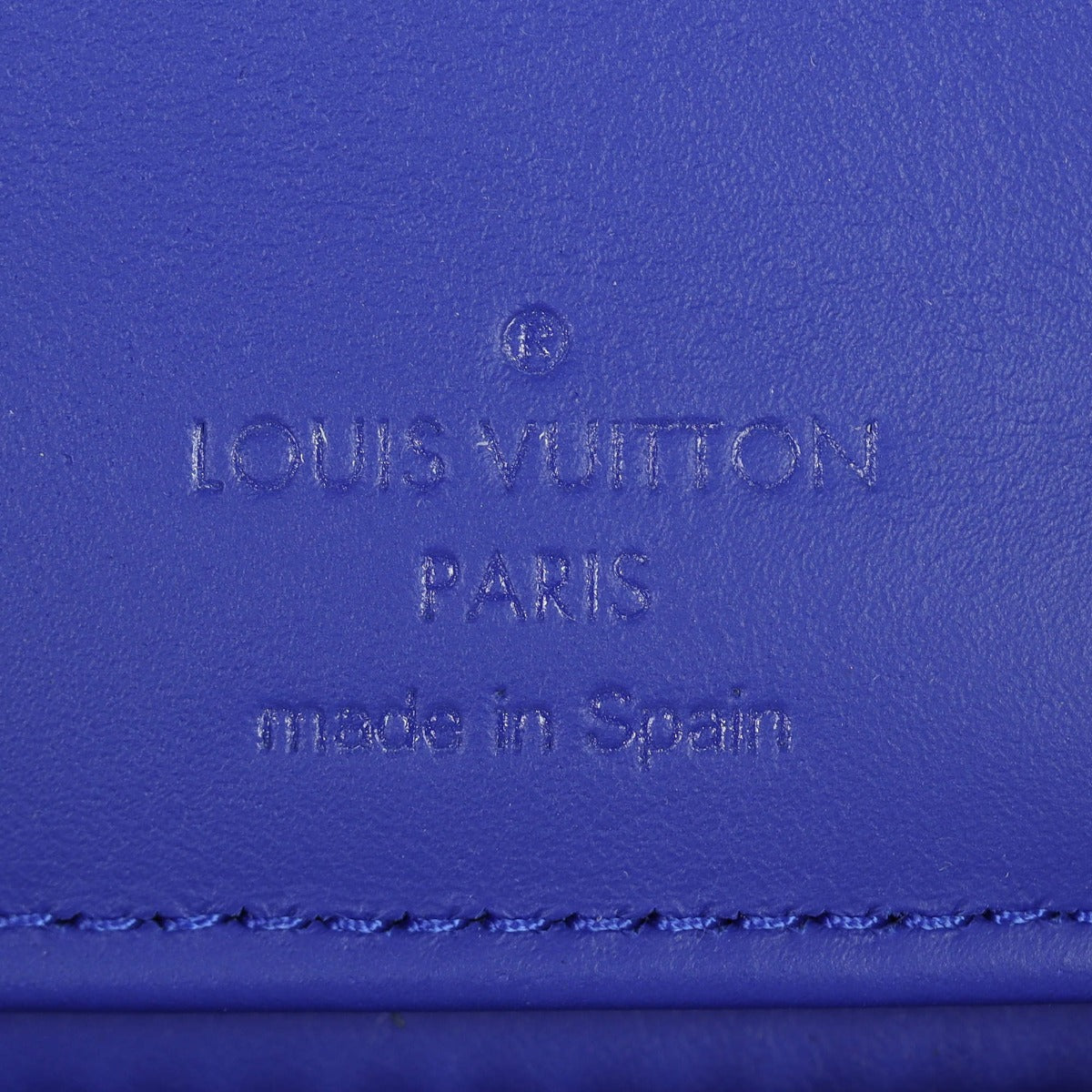 Louis Vuitton Vertical Zippy Wallet Taurillon Internal Stamp