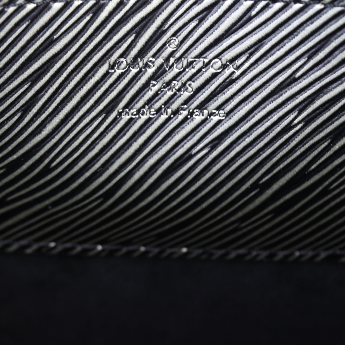 Louis Vuitton Twist MM Epi