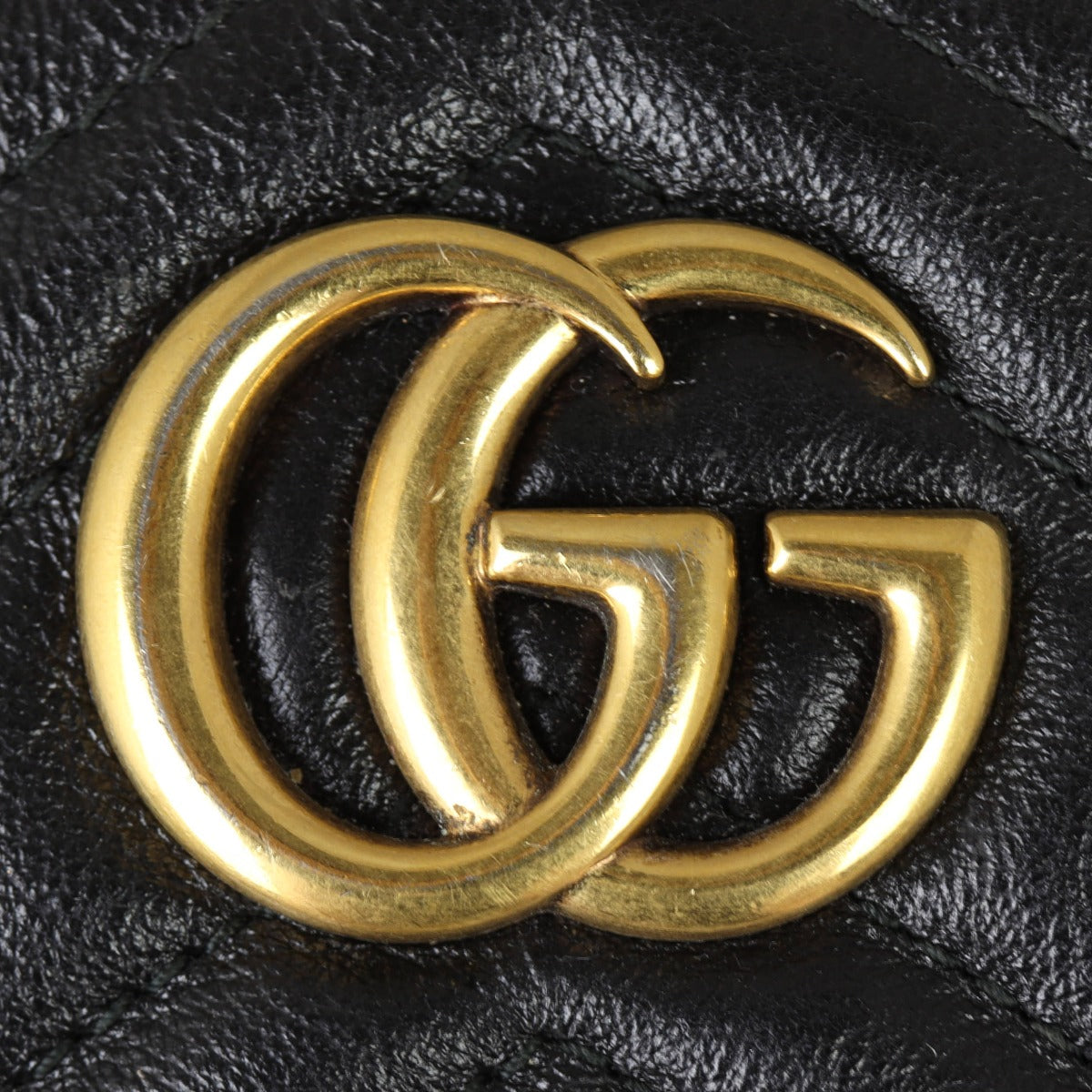 Gucci GG Marmont Round Chain Shoulder Bag Hardware