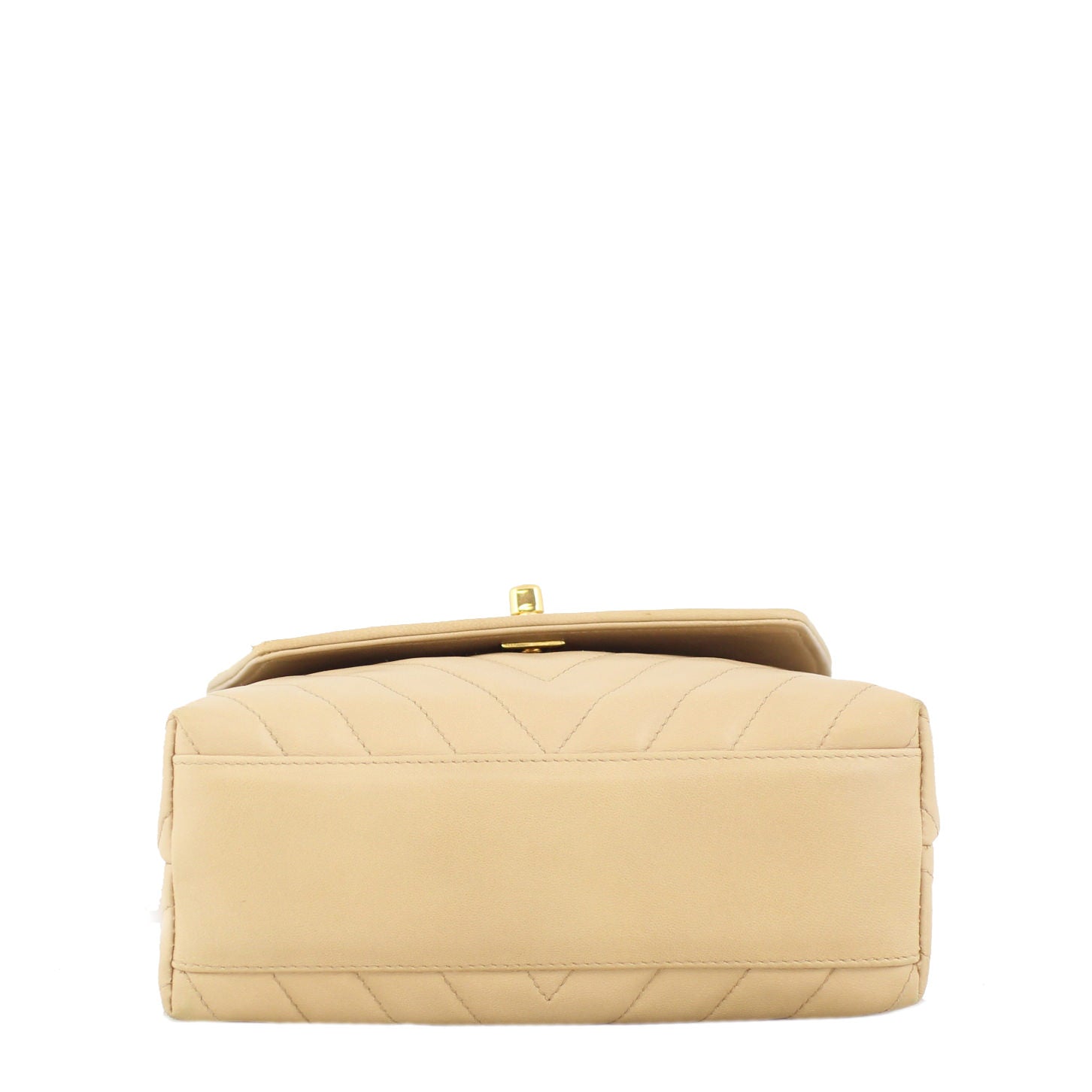 Chanel Chevron Box Flap Vintage base